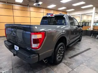 Ford F-150 2022 4x4 Lariat 4p SuperCrew 5.5 ft. SB