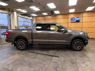 Ford F-150 2022 4x4 Lariat 4p SuperCrew 5.5 ft. SB