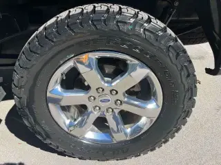 Ford F-150 2021 4x4 Lariat 4dr SuperCrew 5.5 ft. SB