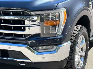 Ford F-150 2021 4x4 Lariat 4dr SuperCrew 5.5 ft. SB