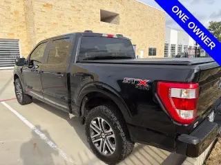 Ford F-150 2021 4x4 XL 4 puertas SuperCrew 5.5 pies. SB