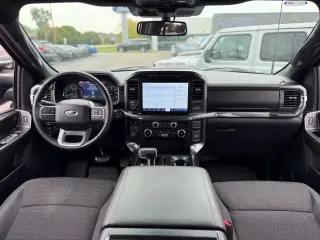 Ford F-150 2023 4x4 XLT 4p SuperCrew 6.5 ft. SB en Español