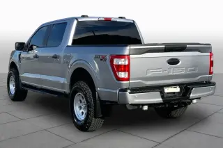 Ford F-150 2022 4x4 XL 4dr SuperCrew 5.5 ft. SB