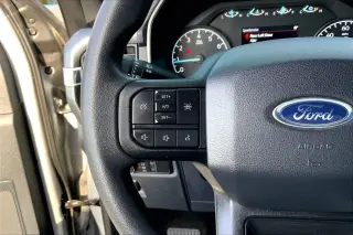 Ford F-150 2022 4x4 XL 4dr SuperCrew 5.5 ft. SB