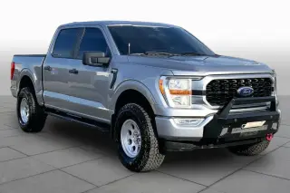 Ford F-150 2022 4x4 XL 4dr SuperCrew 5.5 ft. SB