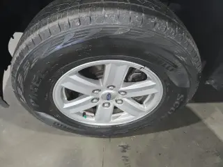 Ford F-150 2023 4x4 XLT 4dr SuperCrew 5.5 ft. CB SuperBox 4x4