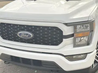 Ford F-150 2023 4x4 XL 4dr SuperCab 6.5 ft. SB
