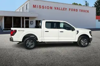 Ford F-150 2025 4x4 XLT 4p SuperCrew 5.5 pies SB