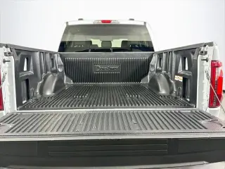 Ford F-150 2025 4x4 XLT 4p SuperCrew 5.5 ft. SB