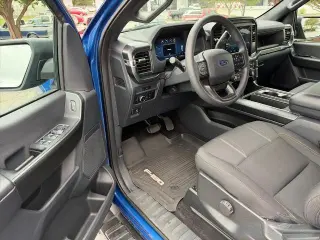 Ford F-150 2025 4x4 STX 4dr SuperCrew 5.5 ft. SB