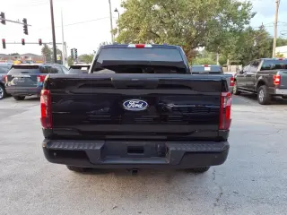 Ford F-150 2025 4x4 STX 4dr SuperCrew 5.5 ft. SB