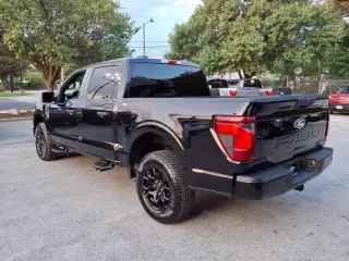 Ford F-150 2025 4x4 STX 4dr SuperCrew 5.5 ft. SB