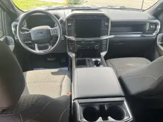 Ford F-150 2024 4x4 STX 4p SuperCrew 5.5 ft. CA