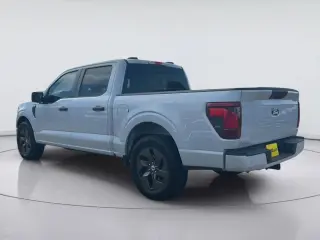 Ford F-150 2025 4x2 STX 4p SuperCrew 5.5 ft. SB