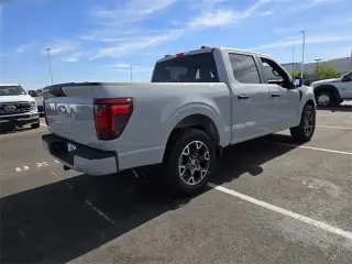 Ford F-150 2024 4x2 STX 4dr SuperCrew 5.5 ft. SB