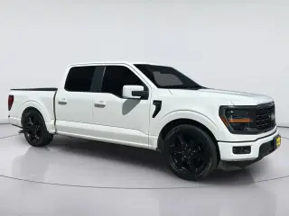Ford F-150 2024 4x2 STX 4p SuperCrew 5.5 ft. SB