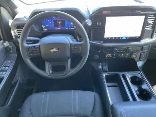 Ford F-150 2024 4x2 STX 4dr SuperCrew 5.5 ft. SB