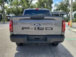 Ford F-150 2025 4x4 XL 4dr SuperCrew 5.5 ft. SB