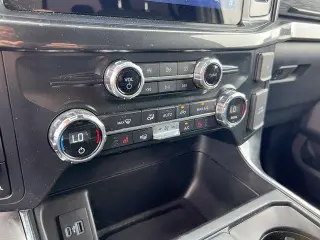 Ford F-150 2021 4x4 XLT 4dr SuperCrew con 5.5 pies de largo, SuperCarga.