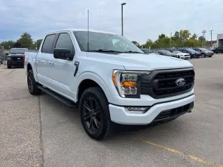Ford F-150 2021 4x4 XLT 4dr SuperCrew con 5.5 pies de largo, SuperCarga.