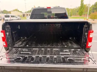 Ford F-150 2023 4x4 XL 4dr SuperCrew 5.5 ft. CB