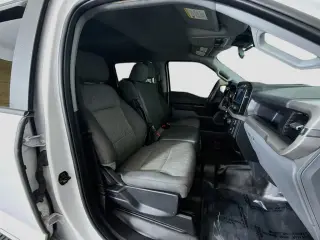 Ford F-150 2022 4x4 XL 4p SuperCrew 5.5 ft. SB