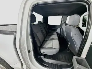 Ford F-150 2022 4x4 XL 4p SuperCrew 5.5 ft. SB