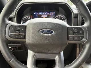 Ford F-150 2023 4x4 XLT 4dr SuperCrew 5.5 ft. SB