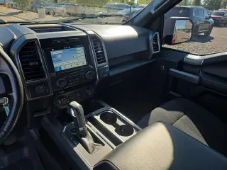 Ford F-150 2017 4x4 XLT 4dr SuperCrew 5.5 ft. CB