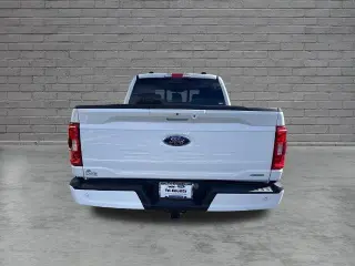 Ford F-150 2023 4x4 XLT 4p SuperCrew 5.5 ft. CB