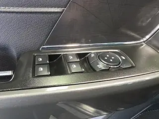Ford F-150 2022 4x4 XLT 4p SuperCrew 5.5 ft. SB plateada metálica CARFAX de un solo propietario. 19/24 MPG ciudad/carretera 2022 Ford F-150 XLT 4WD 10 velocidades automática 2.7L V6 EcoBoost 4WD.¡PRECIOS AL POR MAYOR PARA TODOS! Inspección de segu