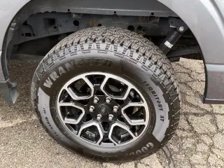 Ford F-150 2022 4x4 XLT 4dr SuperCrew 5.5 ft. SB