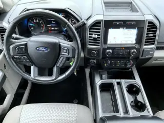 Ford F-150 2017 4x4 XLT 4dr SuperCrew 5.5 ft. SB