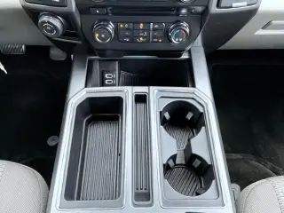 Ford F-150 2017 4x4 XLT 4dr SuperCrew 5.5 ft. SB