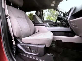 Ford F-150 2017 4x4 XLT 4dr SuperCrew 5.5 ft. SB