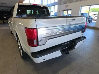 Ford F-150 2018 4x4 Limited 4dr SuperCrew 5.5 ft. SB