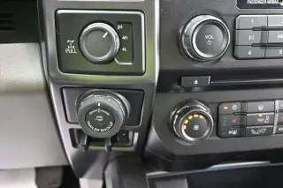 Ford F-150 2018 4x4 XLT 4dr SuperCrew 5.5 ft. SB