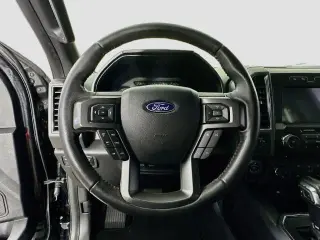 Ford F-150 2018 4x4 XLT 4p SuperCrew 5.5 ft. CB