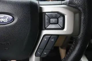Ford F-150 2016 4x4 Lariat 4dr SuperCrew 5.5 ft. SB