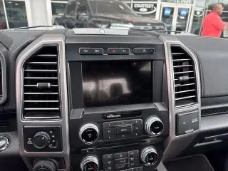 Ford F-150 2018 4x4 Platinum 4dr SuperCrew 5.5 ft. SB