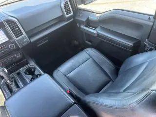Ford F-150 2017 4x4 XLT 4dr SuperCrew 5.5 ft. SB