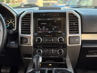 Ford F-150 2015 4x4 Lariat 4p SuperCrew 6.5 ft. SB