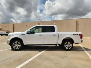 Ford F-150 2016 4x4 King Ranch 4dr SuperCrew 5.5 ft. SB