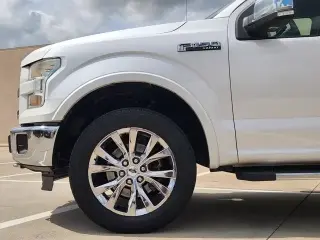 Ford F-150 2016 4x4 King Ranch 4dr SuperCrew 5.5 ft. SB