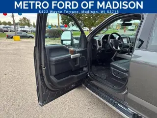 Ford F-150 2020 4x4 Lariat 4p SuperCab 5.5 ft. CA