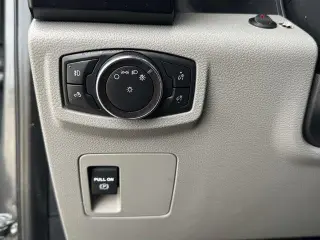 Ford F-150 2019 4x4 XL 4dr SuperCrew 5.5 ft. SB