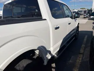 Ford F-150 2020 4x4 Lariat 4p SuperCrew 5.5 ft. SB