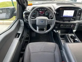 Ford F-150 2023 4x2 XL 4p SuperCrew 5.5 ft. SB