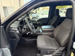 Ford F-150 2023 4x2 XL 4dr SuperCrew 5.5 ft. SB