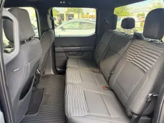 Ford F-150 2023 4x2 XL 4dr SuperCrew 5.5 ft. SB